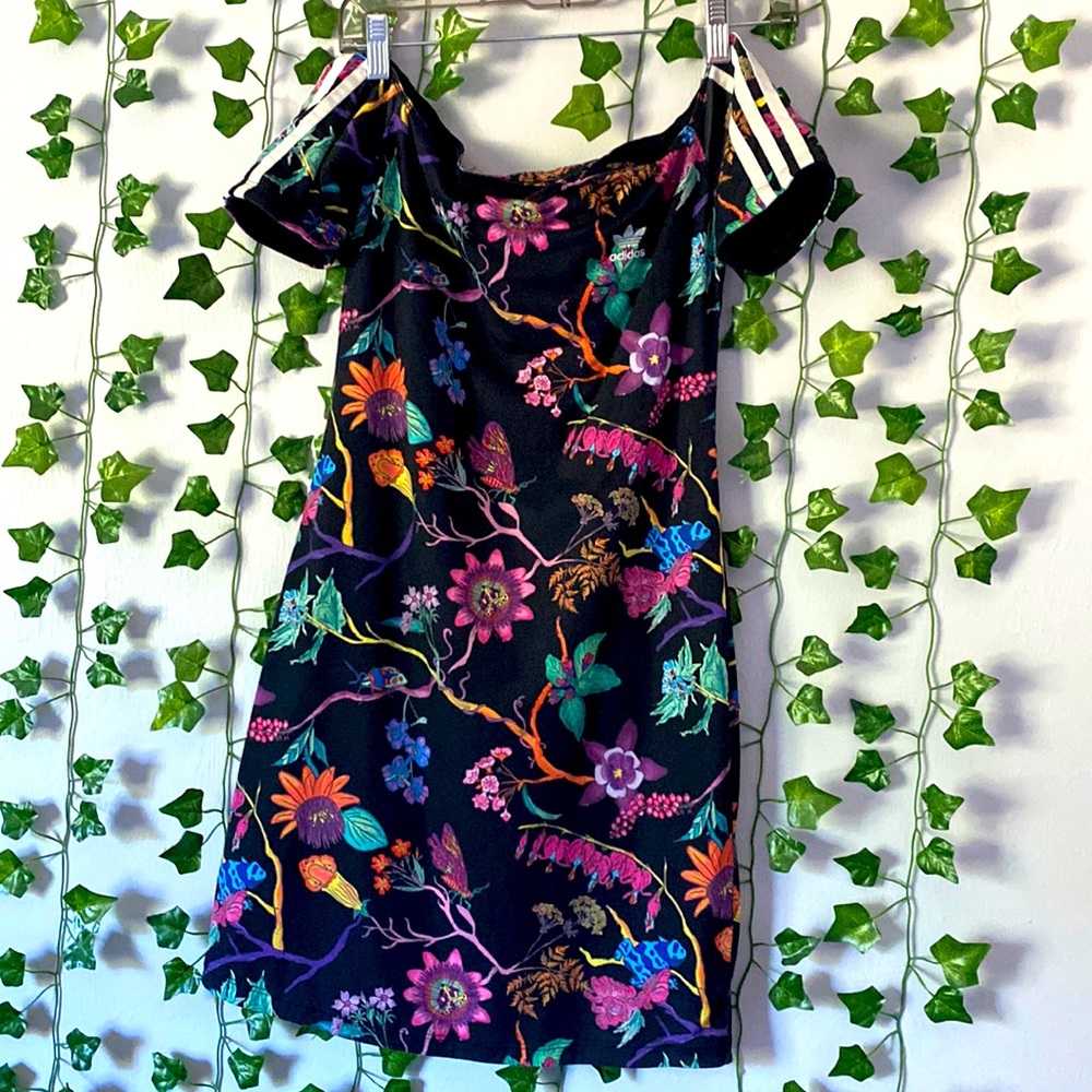 Adidas poisonous garden dress reversible!!